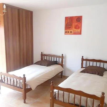 House With 3 Bedrooms In With Enclosed Garden And Wifi Dom wakacyjny *